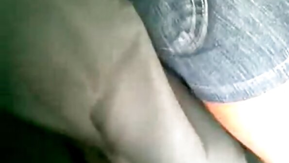 Un ragazzo bacia questa cagna e la scopa anche video porno di casalinghe mature dopo il pompino
