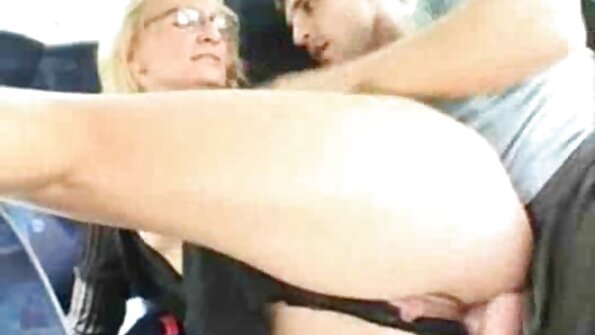 Incredibile video sex casalinghi bruna è felice quando un grosso cazzo le sta perforando il buco del culo