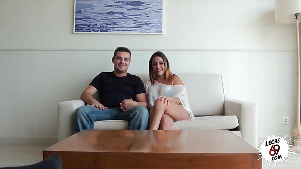 Un culo sexy si fa inculare in questo video hard di casalinghe italiane video