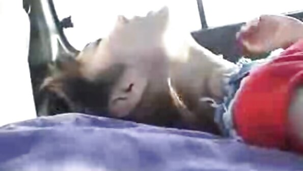 Una video hard italiani casalinghi mora con la fica pelosa si fa sborrare e le piace