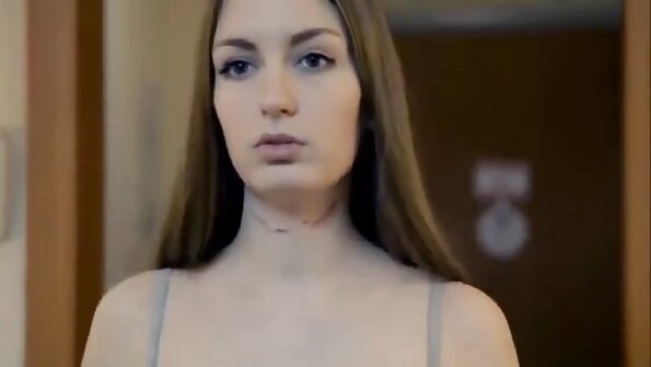 Ava Koxxx ottiene l'enorme sesso del cazzo che video casalinghe mature italiane desidera