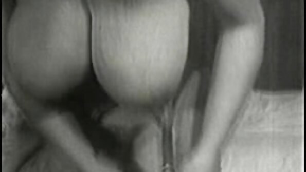 Una bionda con tette naturali sode adora un video hard casalinghe italiane grosso cazzo